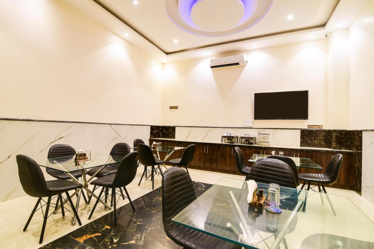 Olivia Hotels At Delhi Airport 新德里 外观 照片