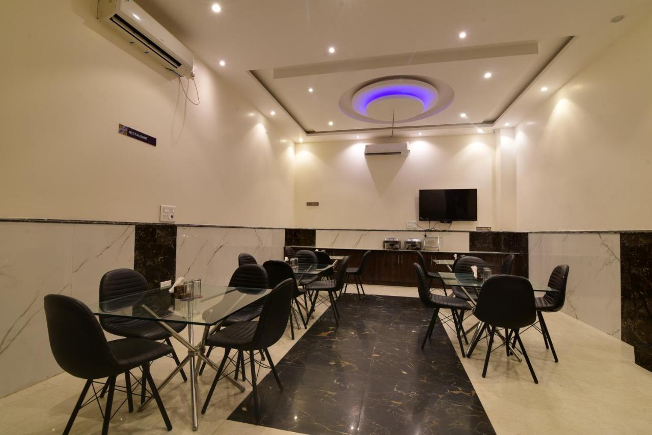 Olivia Hotels At Delhi Airport 新德里 外观 照片